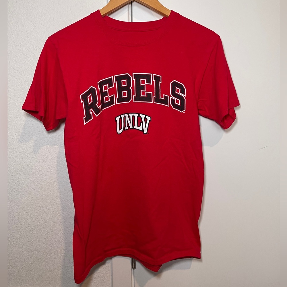 UNLV Rebels Red Logo Short Sleeve Tee Shirt